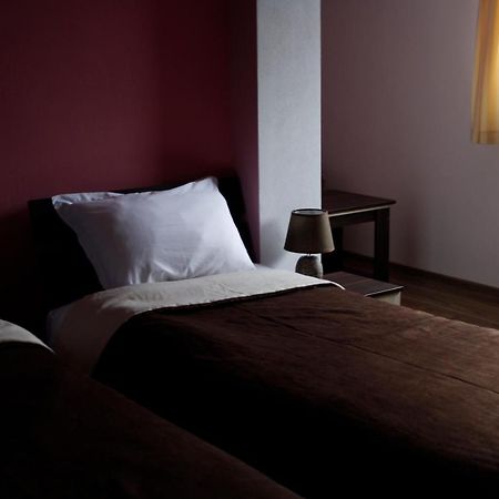 Guest House Bulgari Kazanlŭk Extérieur photo