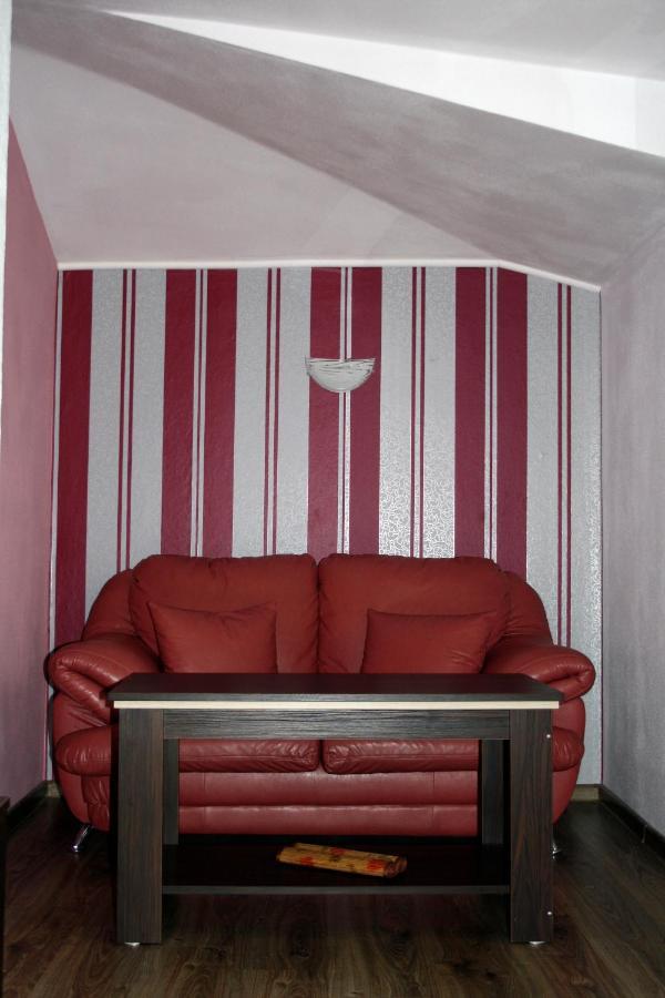 Guest House Bulgari Kazanlŭk Extérieur photo